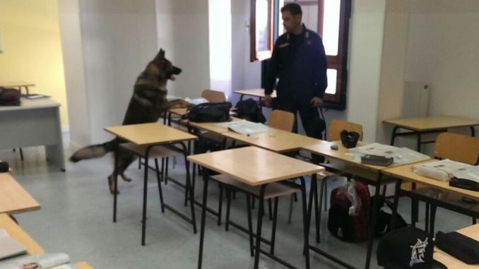 cyr-a-scuola