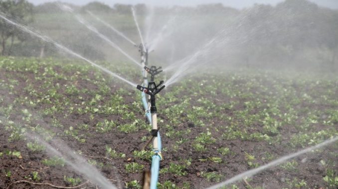 irrigation-588941_1280