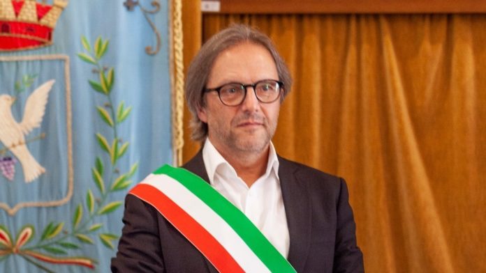 Sindaco-Thiene-Giampi-Michelusi-16-9