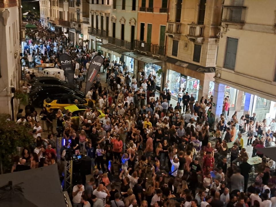 Un successo a Thiene la Festa del Buon Rientro. Michelusi: 