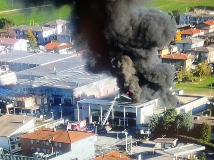 WhatsApp Image 2025-11-06 at 15.30.15