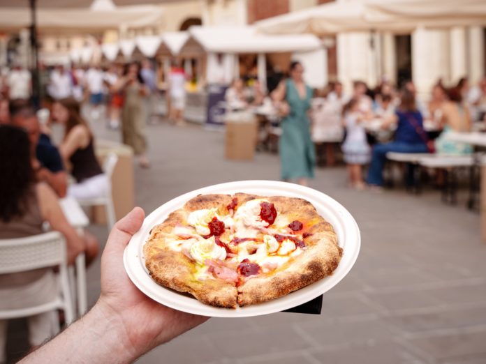 Pizza in piazza