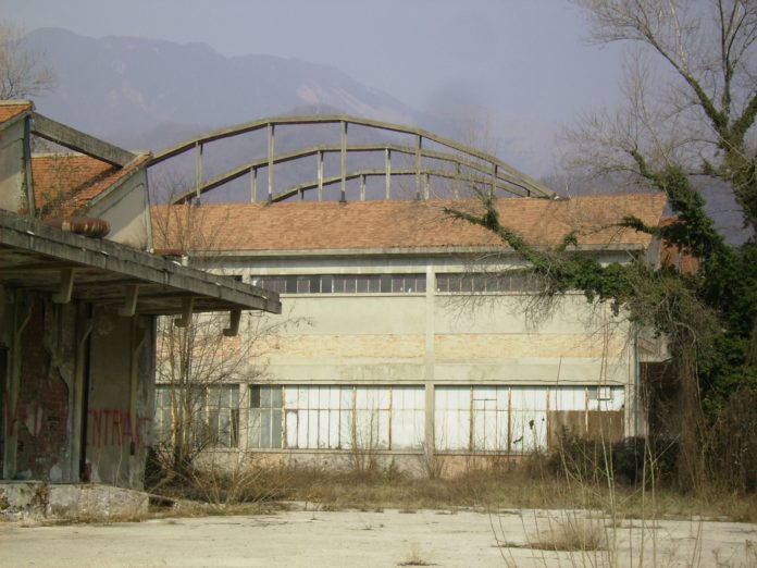 Ex_Assortissaggio_-_Area_ex_Lanerossi,_Schio